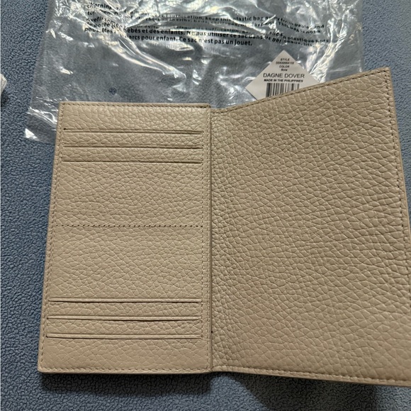 Dagne Dover Cream Textured Wallet - Picture 3 of 7